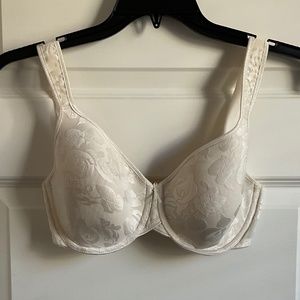 Wacoal Floral Lace Bra - Off White - Size 34DDD (F)